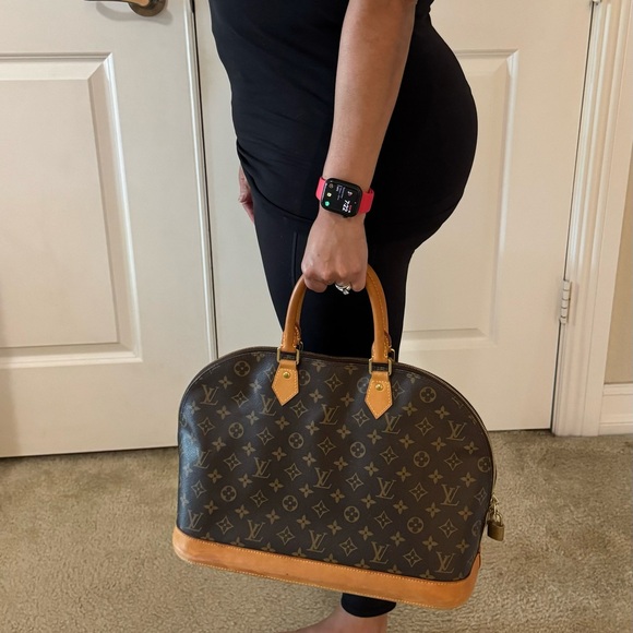 Louis Vuitton Alma GM - Picture 12 of 12